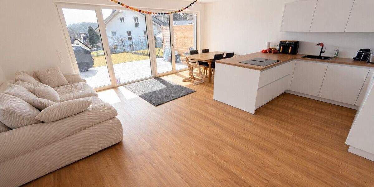 Etagenwohnung Penzberg - 4 Zimmer, 118 m&sup2;, 1.955&euro; | Angebot:25779808