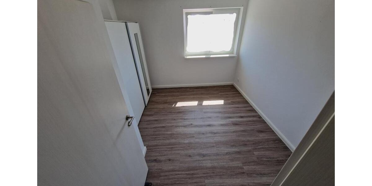 Etagenwohnung Albersdorf - 3 Zimmer, 70 m&sup2;, 805&euro; | Angebot:26573155