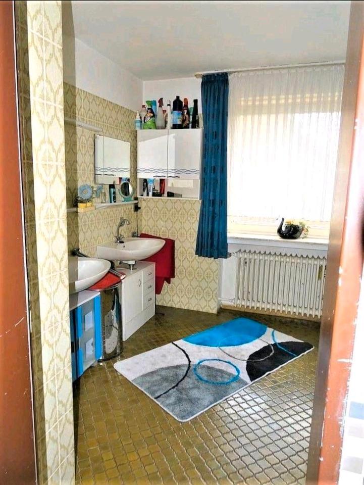88 m² OG-Wng, Carport, 2 Balkone – zu verm.!