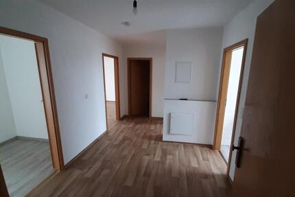 Wohnung Stendal - 2 Zimmer, 61 m&sup2;, 400&euro; | Angebot:26548334