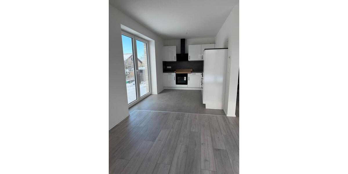 Doppelhaushälfte Wees - 4 Zimmer, 110 m&sup2;, 1.600&euro; | Angebot:25099551