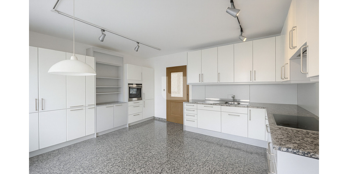 WINDISCH IMMOBILIEN - Einmaliges Architektenhaus in Ortsrandlage von Türkenfeld! 6 zimmer