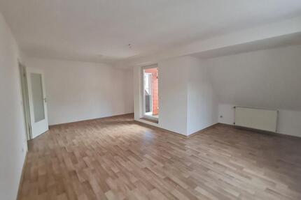 Wohnung Finsterwalde - 2 Zimmer, 71 m&sup2;, 490&euro; | Angebot:24976258