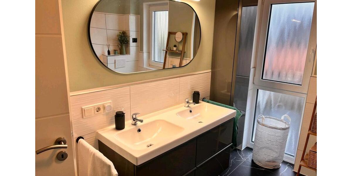 Reihenhaus Lehrte - 6 Zimmer, 200 m&sup2;, 1.500&euro; | Angebot:26051396