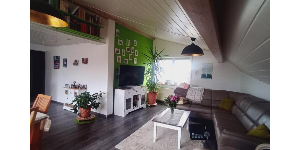 Einfamilienhaus Nentershausen - 6 Zimmer, 220 m&sup2;, 1.400&euro; | Angebot:25420627