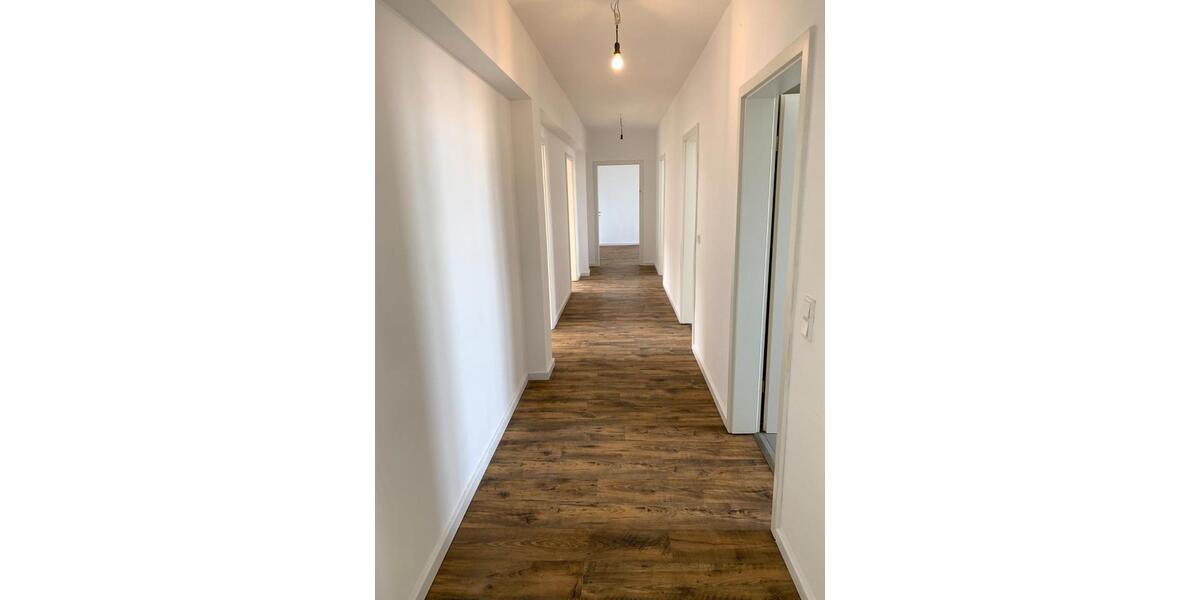 Etagenwohnung Mönchengladbach Süd - 4 Zimmer, 106 m&sup2;, 954&euro; | Angebot:26285183