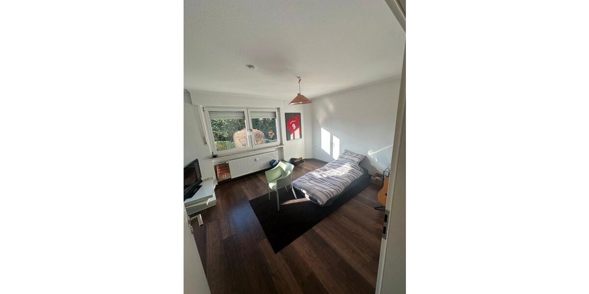 Zentrale 2 Zimmer Wohnung mit Stellplatz Ideal für max. 2 Persone 2 zimmer