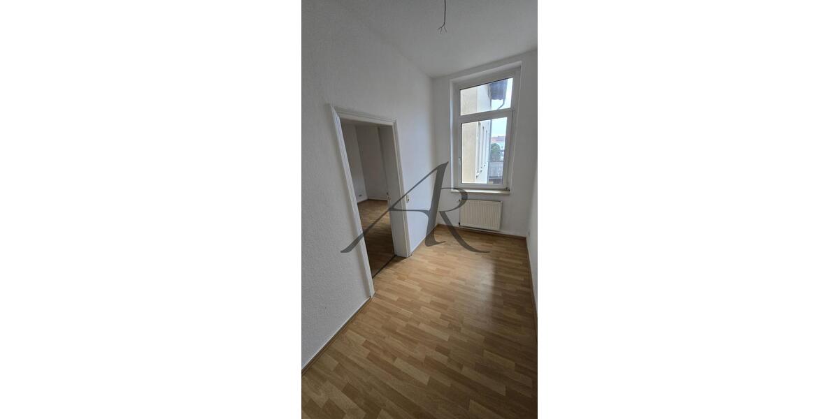 Schicke 4-Zimmer-Wohnung, 2. Obergeschoss in der City 4 zimmer