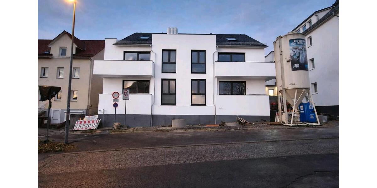 Etagenwohnung Lohfelden - 3 Zimmer, 90 m&sup2;, 1.400&euro; | Angebot:24428484