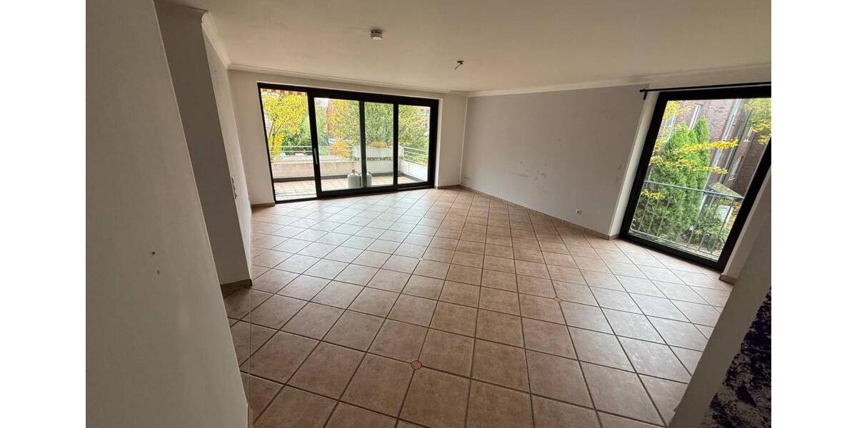 Helle, renovierte 3-Zimmer-Whg. mit Balkon & EBK – 92 m² 40667 3 zimmer