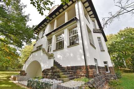 Haus Chemnitz Altendorf - 14 Zimmer, 684 m&sup2;, 4.000&euro; | Angebot:12923105