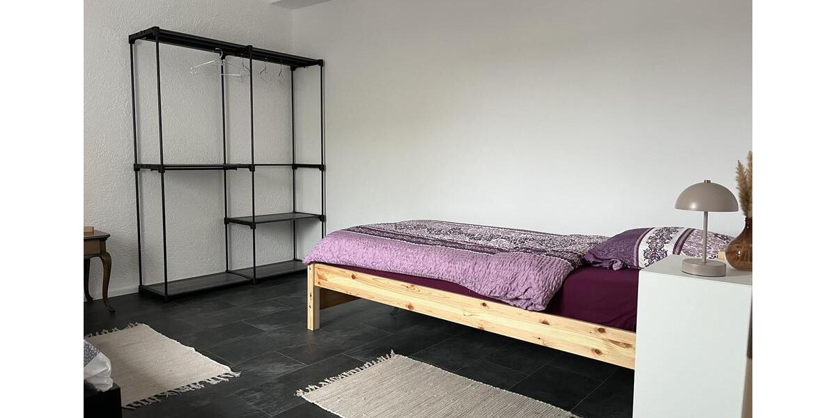 Etagenwohnung Waghäusel - 1 Zimmer, 120 m&sup2;, 550&euro; | Angebot:26129773