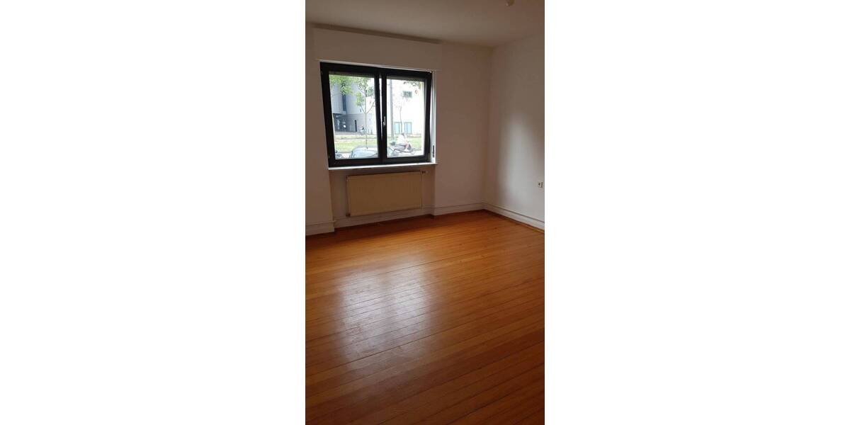 Etagenwohnung Karlsruhe Südweststadt - 3 Zimmer, 82 m&sup2;, 1.200&euro; | Angebot:26170663