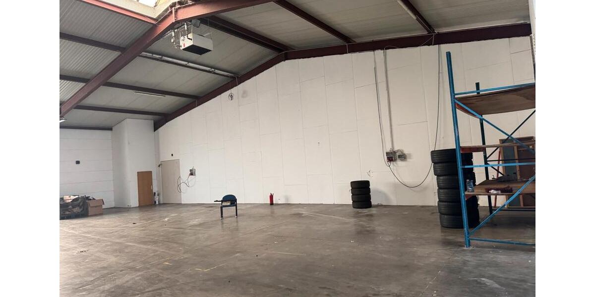 GEWERBE LAGERHALLE & BÜRO * zimmer