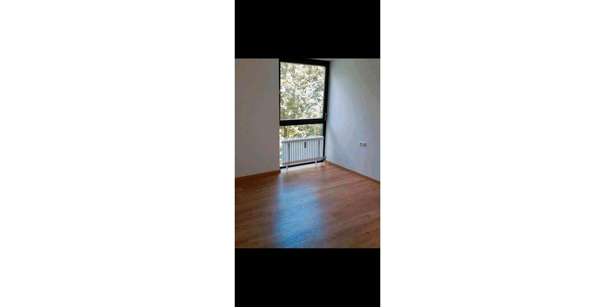 Etagenwohnung Bad Neustadt an der Saale - 4 Zimmer, 114 m&sup2;, 1.150&euro; | Angebot:26234797