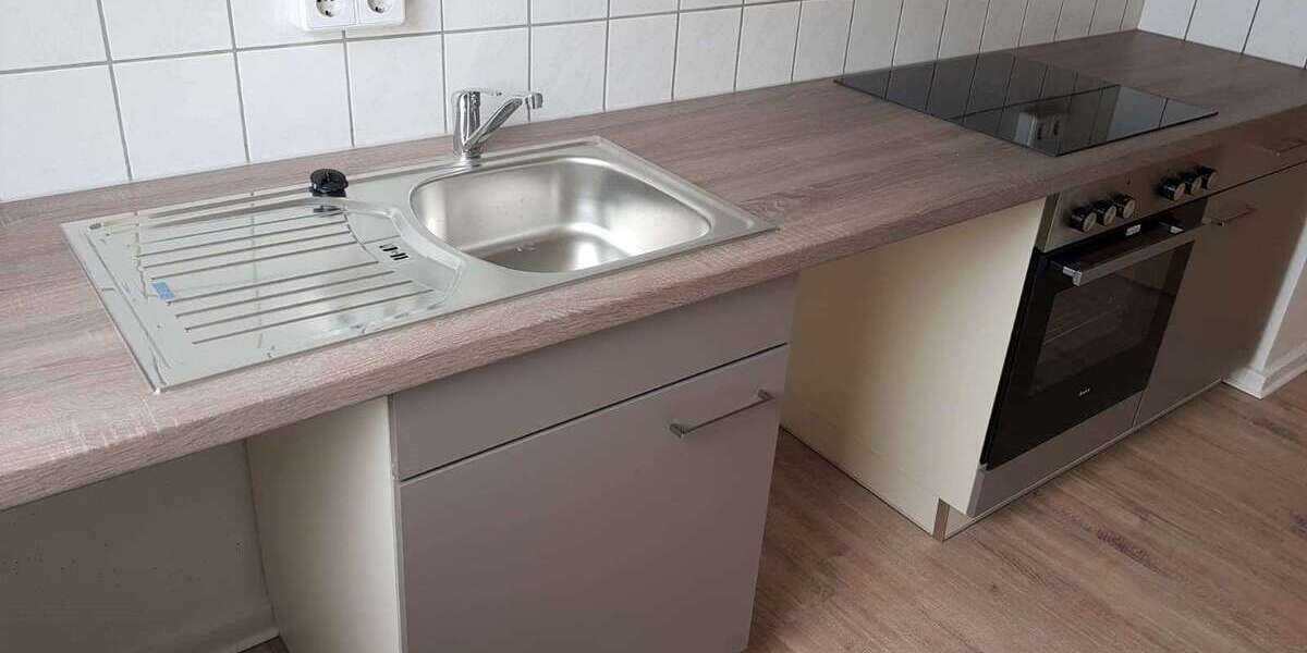 NEU - frisch renovierte 3 Zimmer mit Balkon und Einbauküche! Flexibel ab 6 Monate zu vermieten. - Appartement Annaburg | Angebot:17600958