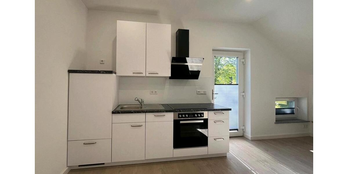Dachgeschoßwohnung Röbel/Müritz Müritz - 2 Zimmer, 40 m&sup2;, 440&euro; | Angebot:26032253