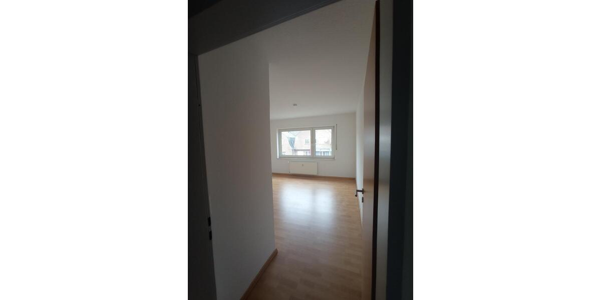 Etagenwohnung Lingen (Ems) Damaschke - 3 Zimmer, 101 m&sup2;, 800&euro; | Angebot:24979485