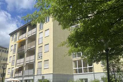 Wohnung Solingen Mitte - 2 Zimmer, 66 m&sup2;, 680&euro; | Angebot:25274831