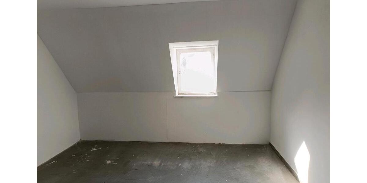 Etagenwohnung Röttenbach - 4 Zimmer, 65 m&sup2;, 400&euro; | Angebot:26121150