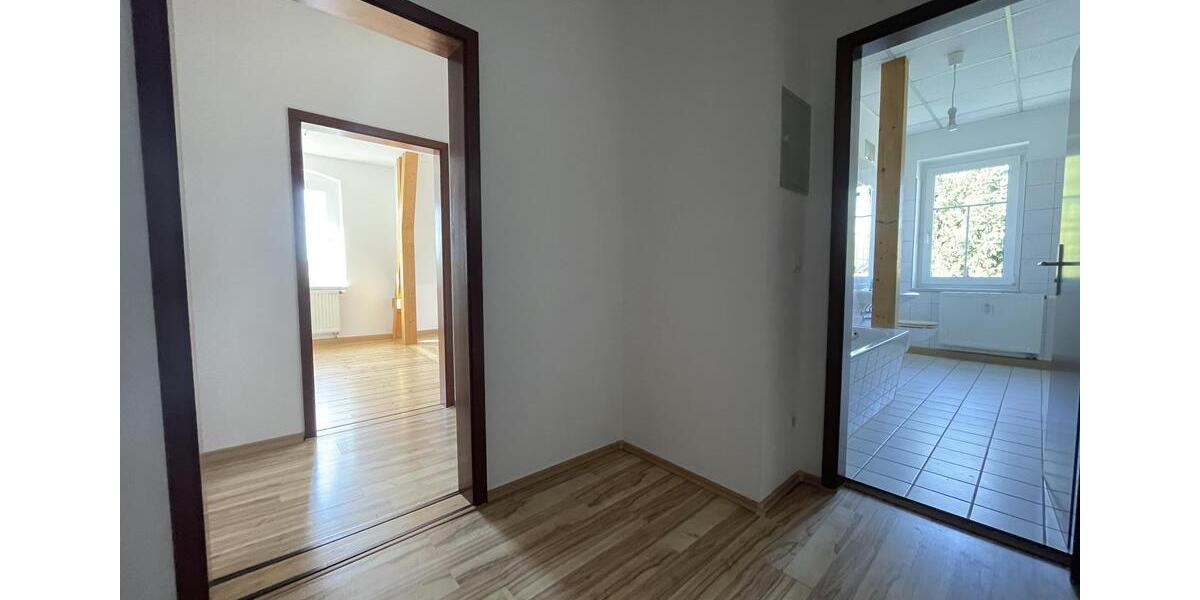 Dachgeschoßwohnung Chemnitz Altendorf - 2 Zimmer, 56 m&sup2;, 348&euro; | Angebot:26439619