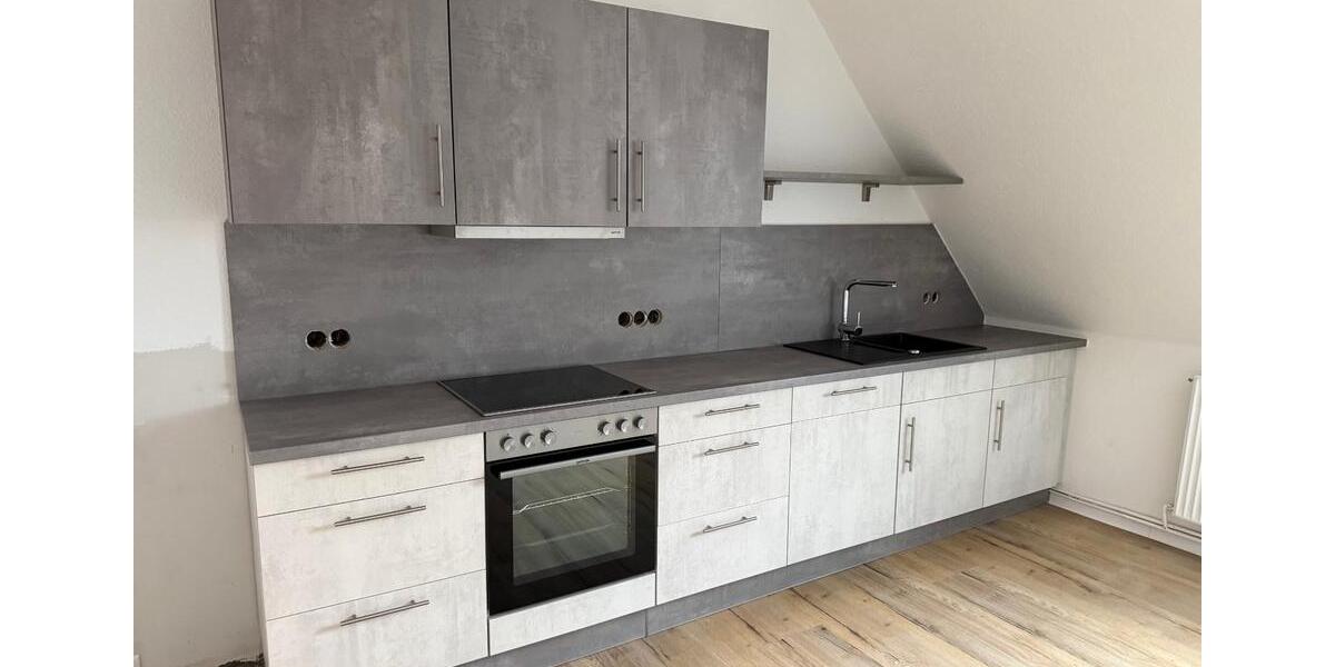 Dachgeschoßwohnung Nienburg (Weser) - 3.5 Zimmer, 100 m&sup2;, 400&euro; | Angebot:24443633