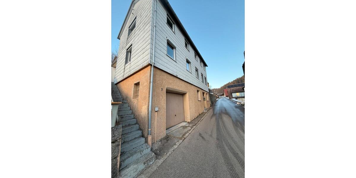 Wohnhaus mit Garage zu vermieten 78148 Gütenbach 5 zimmer