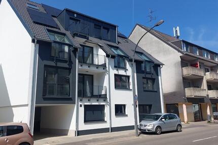 Erstbezug! 83m² - EG - Wohnung mit Terrasse, Stellplatz 3 zimmer