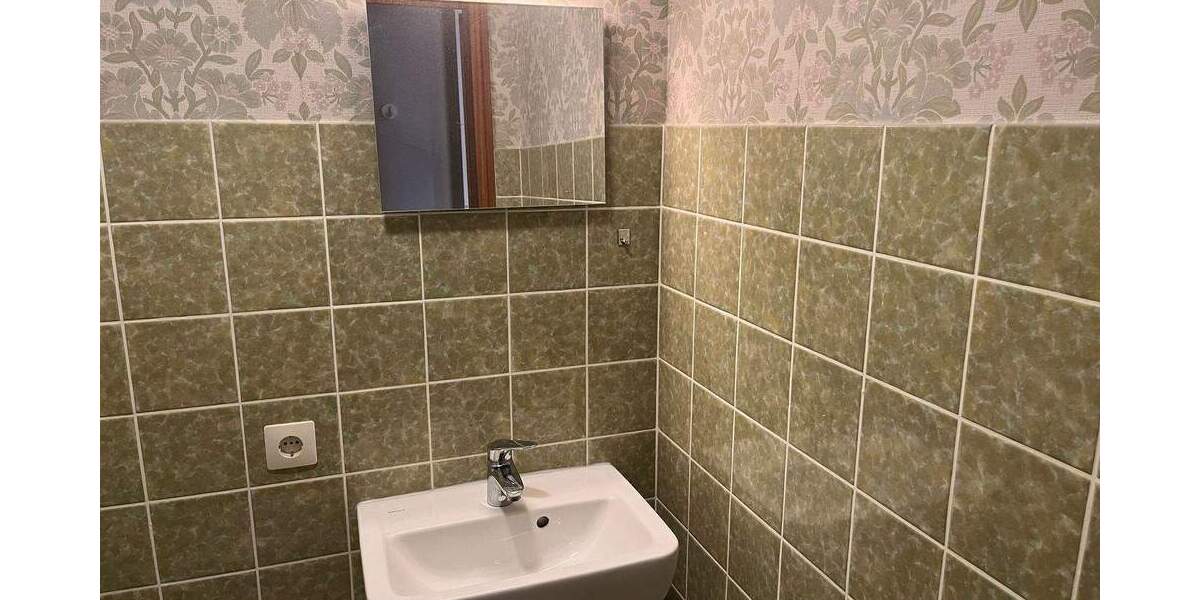 Etagenwohnung Nürnberg Zerzabelshof - 4 Zimmer, 115 m&sup2;, 1.350&euro; | Angebot:25770489