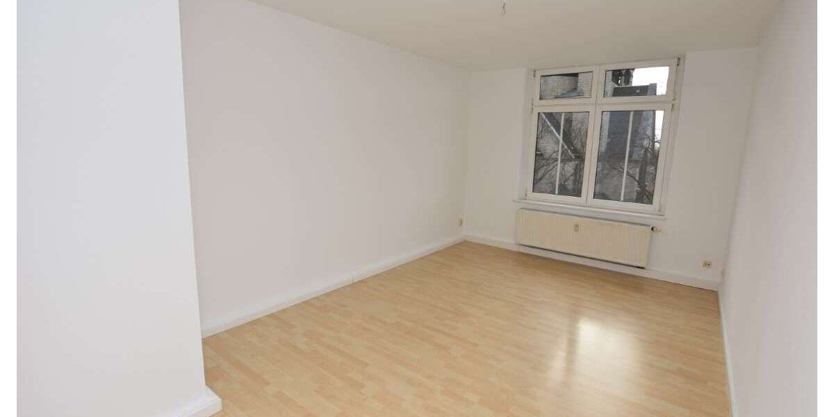 Etagenwohnung Chemnitz Lutherviertel - 3 Zimmer, 88 m&sup2;, 475&euro; | Angebot:27070534