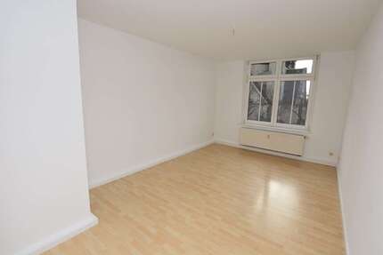 Wohnung Chemnitz Lutherviertel - 3 Zimmer, 88 m&sup2;, 475&euro; | Angebot:27070534