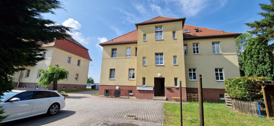 Dachgeschoßwohnung Böhlen - 3 Zimmer, 72 m&sup2;, 648&euro; | Angebot:24770522