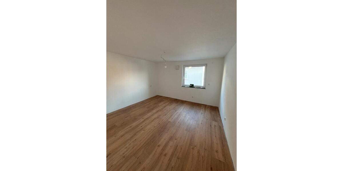 Etagenwohnung Fellbach Oeffingen - 2 Zimmer, 60 m&sup2;, 1.300&euro; | Angebot:24853821