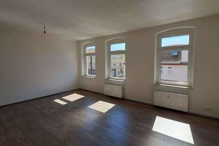 Wohnung Magdeburg Cracau - 2 Zimmer, 63 m&sup2;, 410&euro; | Angebot:26776104