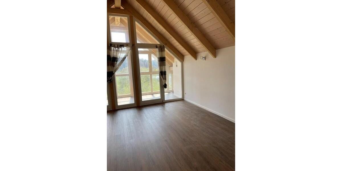 Dachgeschoßwohnung Heidenheim an der Brenz - 2 Zimmer, 67 m&sup2;, 820&euro; | Angebot:26364852