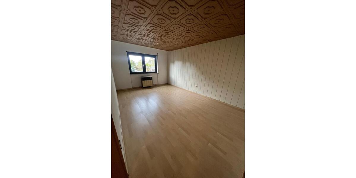 Etagenwohnung Mannheim Sandhofen - 3 Zimmer, 86 m&sup2;, 1.250&euro; | Angebot:26211103