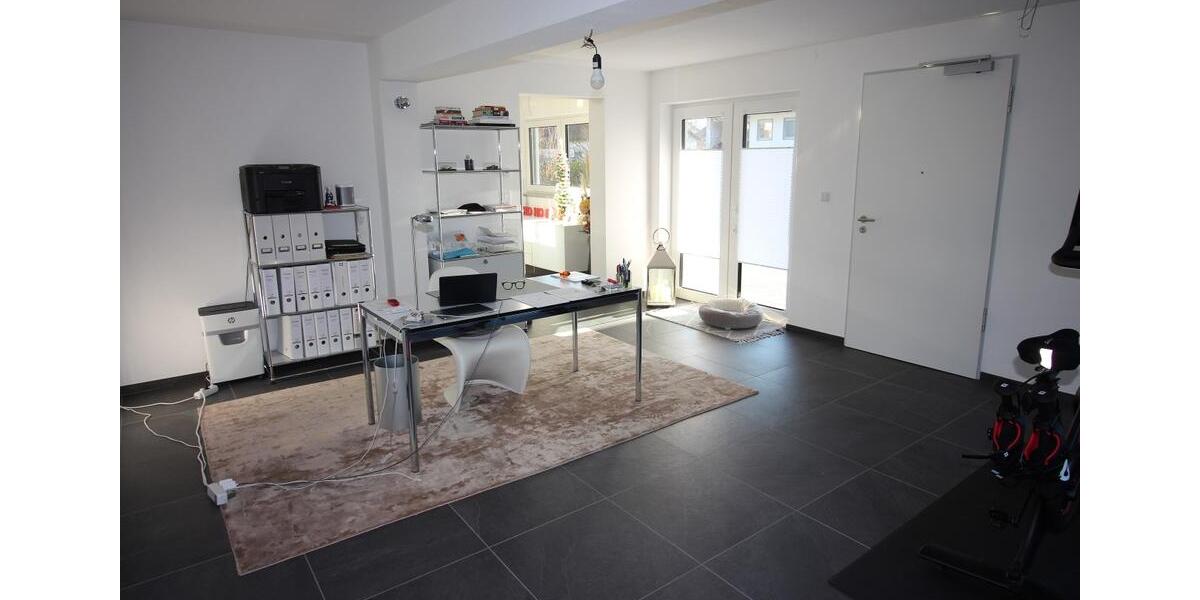 Etagenwohnung Deggendorf - 2 Zimmer, 79 m&sup2;, 940&euro; | Angebot:25080954