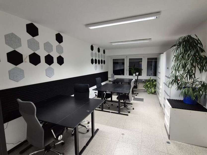 Büro in Rüsselsheim am Main 200 € 8 m²