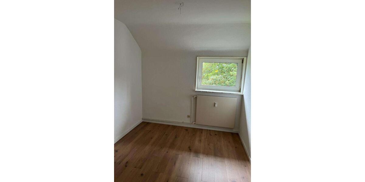 Dachgeschoßwohnung Clausthal-Zellerfeld Zellerfeld - 3 Zimmer, 63 m&sup2;, 380&euro; | Angebot:25307933