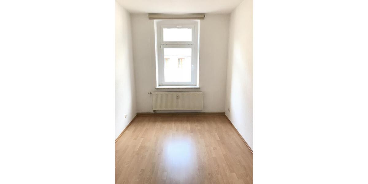Etagenwohnung Mittweida - 3 Zimmer, 81 m&sup2;, 490&euro; | Angebot:25363723