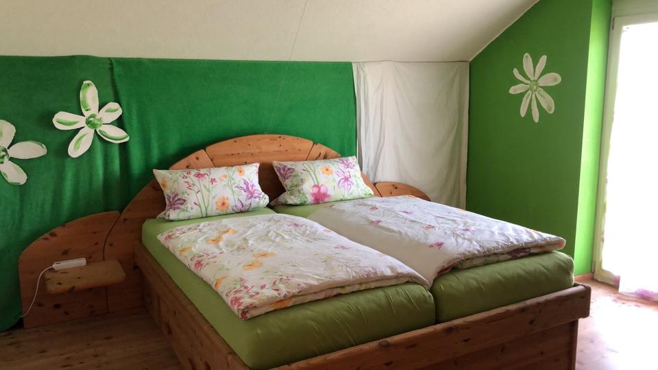 Dachgeschoßwohnung Durach - 1 Zimmer, 113 m&sup2;, 1.400&euro; | Angebot:24673278