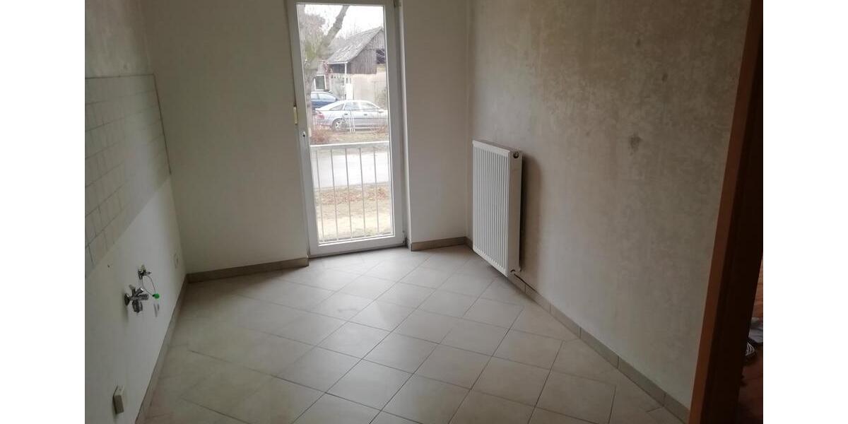 Erdgeschoßwohnung Falkenberg/Elster Elster - 2 Zimmer, 42 m&sup2;, 420&euro; | Angebot:25055038