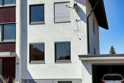 Haus Rheinau - 5 Zimmer, 160 m&sup2;, 1.500&euro; | Angebot:27277908