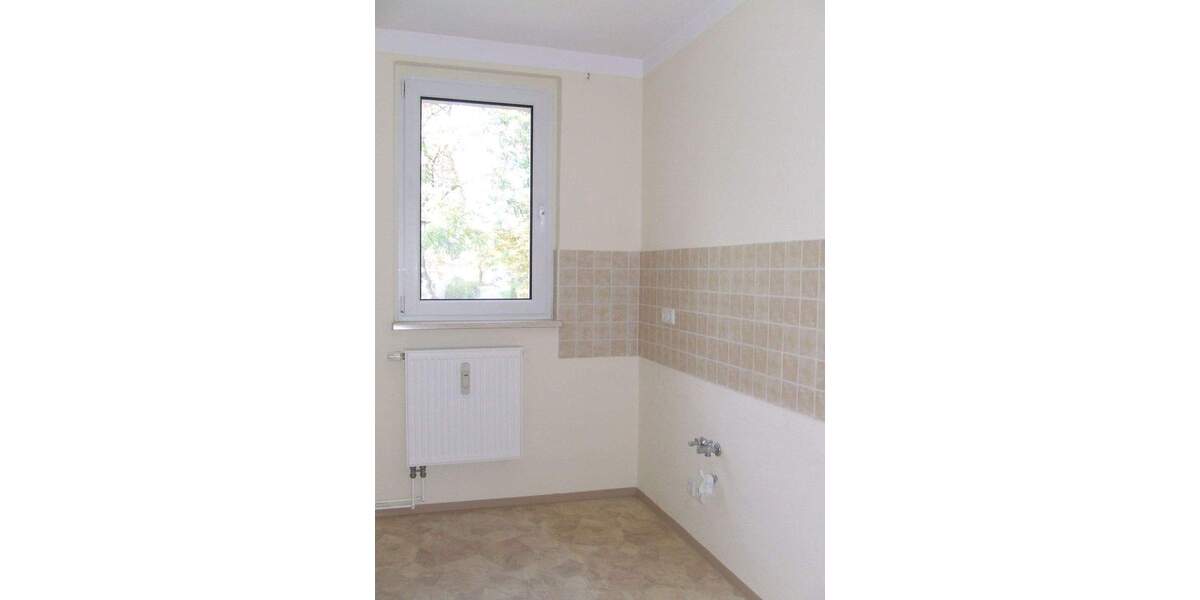 Etagenwohnung Bautzen - 2 Zimmer, 49 m&sup2;, 300&euro; | Angebot:25899704