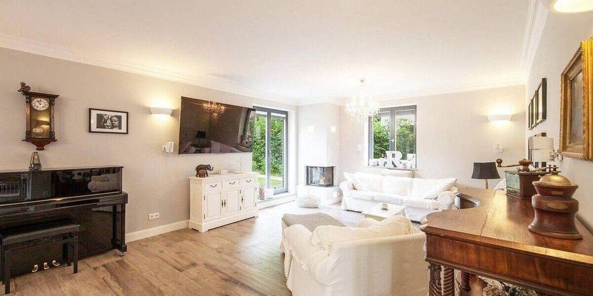 Einfamilienhaus Hamburg Niendorf - 6 Zimmer, 210 m&sup2;, 4.200&euro; | Angebot:26616913
