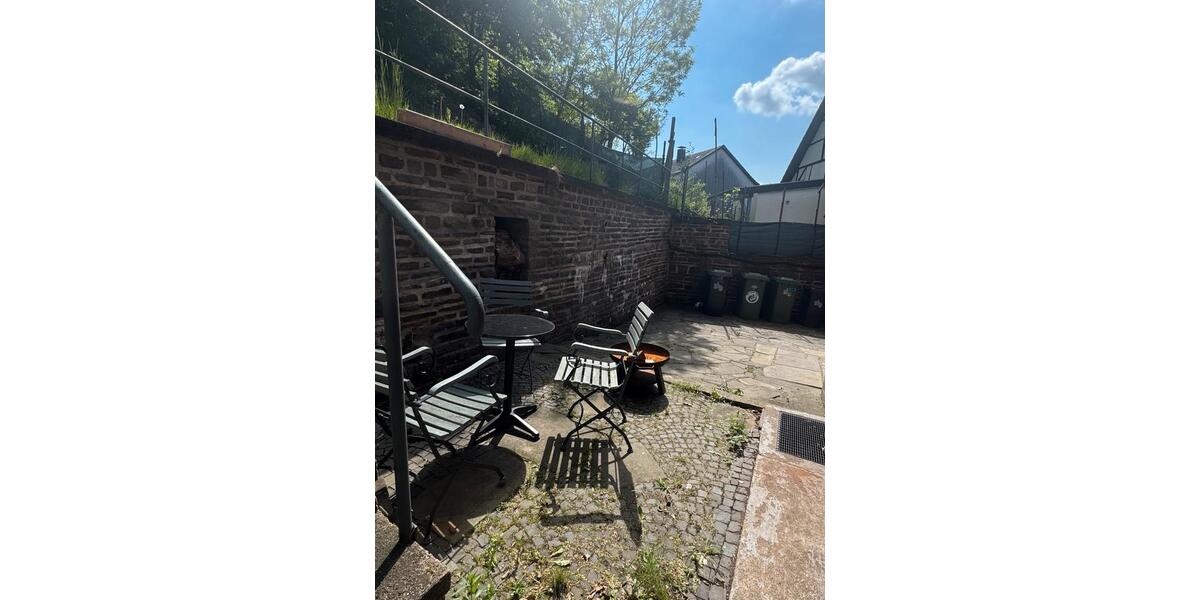 Etagenwohnung Engelskirchen - 5 Zimmer, 90 m&sup2;, 90&euro; | Angebot:26517422