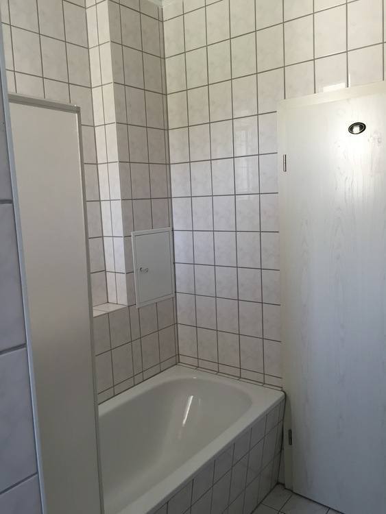 schöne Wohnung m. Loggia und Blick ins Grüne 2 zimmer