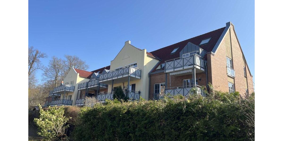 Dachgeschoßwohnung Pinnow - 2 Zimmer, 69 m&sup2;, 585&euro; | Angebot:25903725