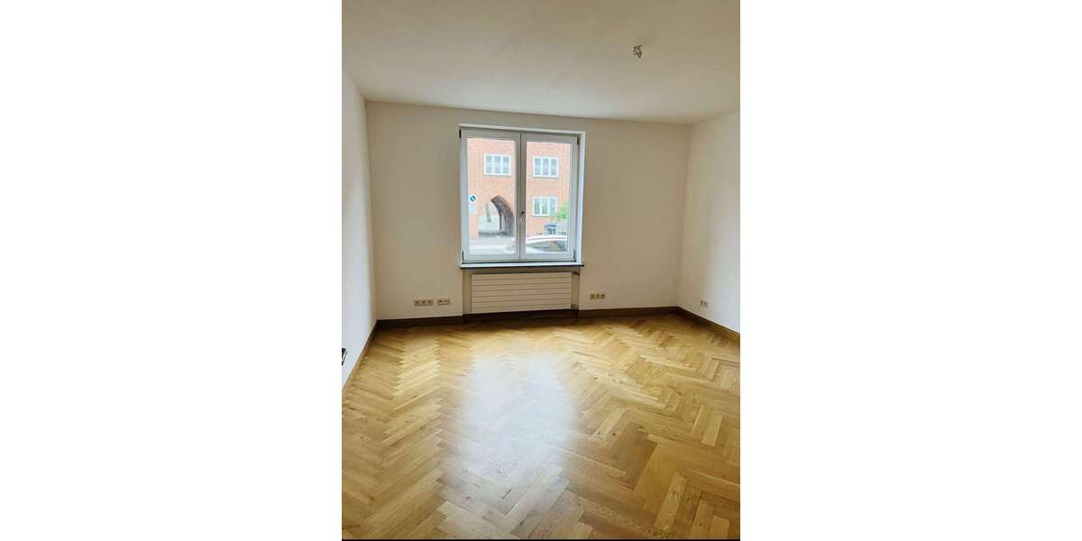 Etagenwohnung Schwerin Feldstadt - 3 Zimmer, 71 m&sup2;, 685&euro; | Angebot:27077581