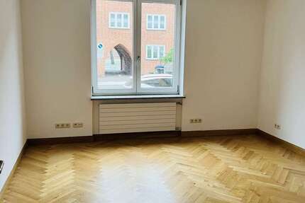 Wohnung Schwerin Feldstadt - 3 Zimmer, 71 m&sup2;, 685&euro; | Angebot:27077581